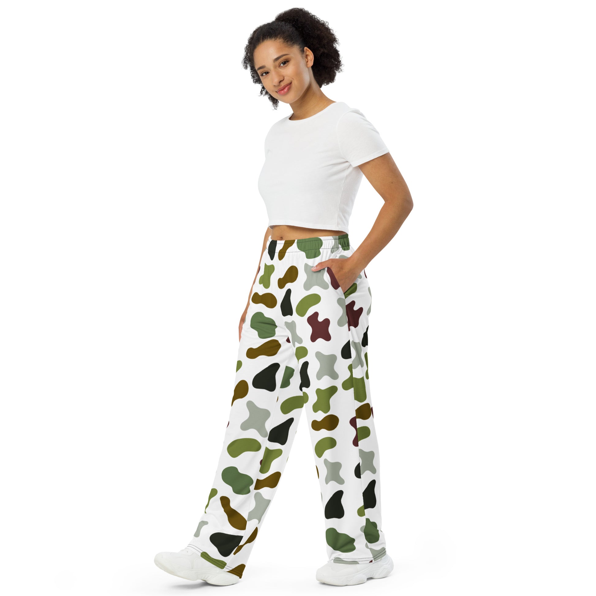 camouflage All-over print unisex wide-leg pants